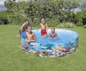 piscina fundo do mar