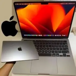 MAC BOOK